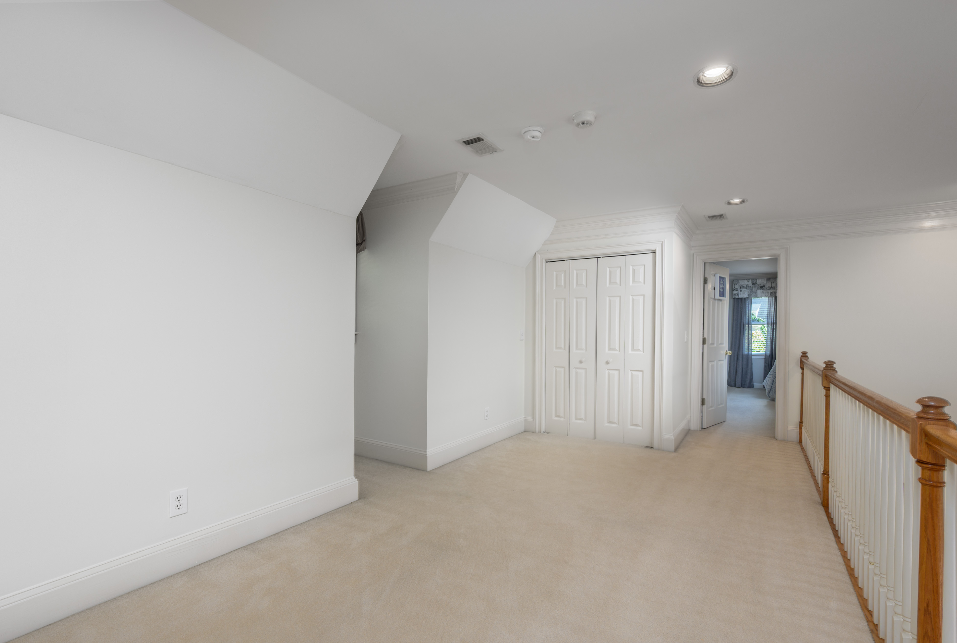 1811 Snug Harbor Drive image 23